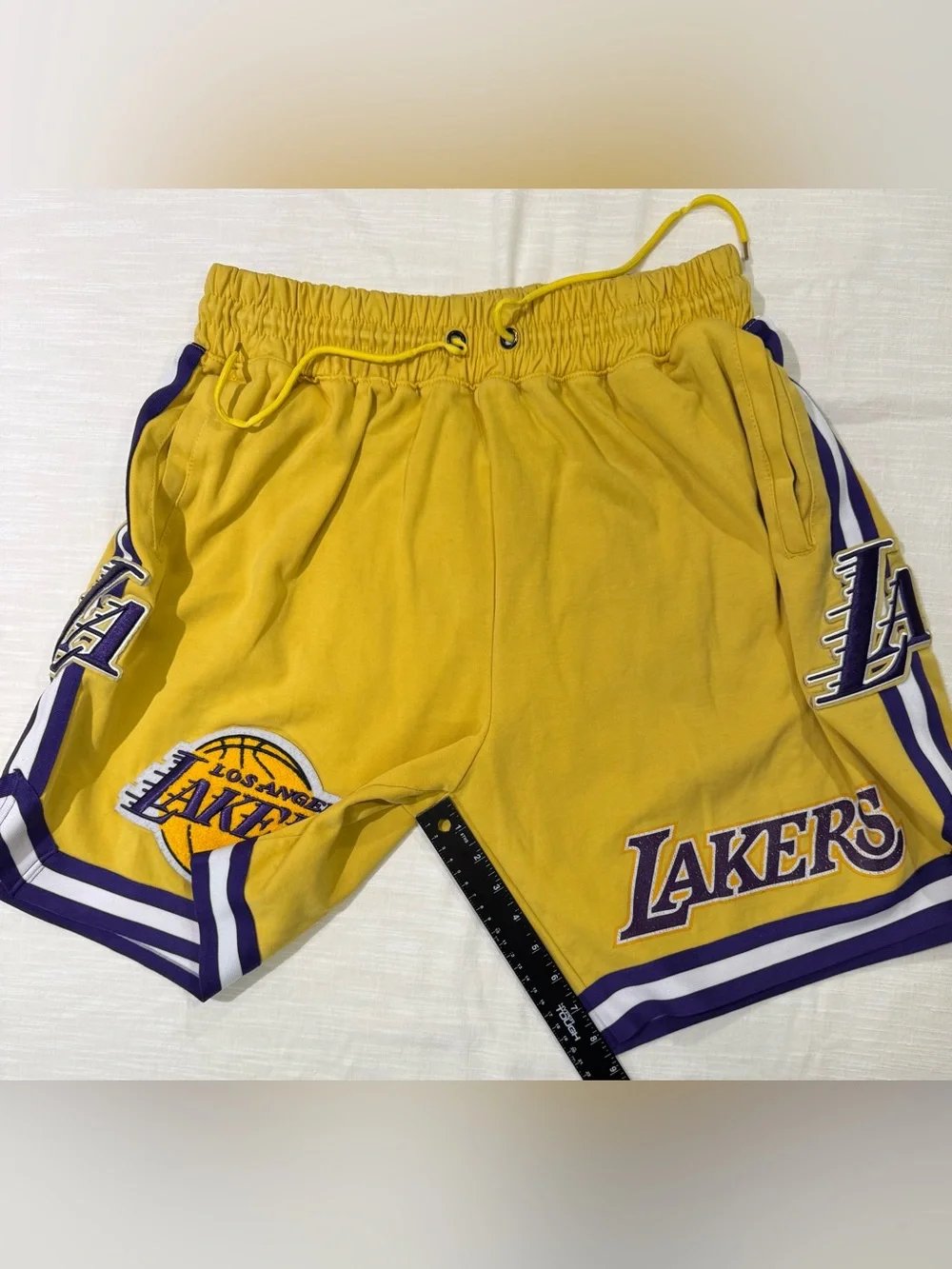 NBA LA Los Angeles Lakers Men’s 2XL Pro Standard Team Player Shorts Gold/Purple